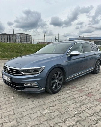 Volkswagen Passat cena 71000 przebieg: 137900, rok produkcji 2015 z Kraków małe 232